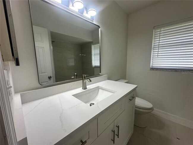 Building Photo - 25527 Antler St