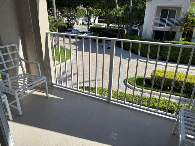 Building Photo - 3604 S Ocean Blvd