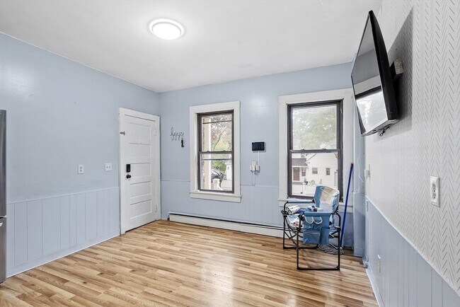 Building Photo - 27-29 Chadwick St