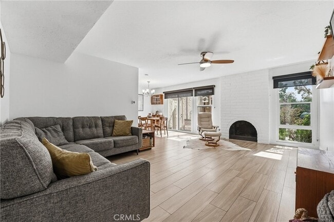 Building Photo - 30692 Calle Chueca