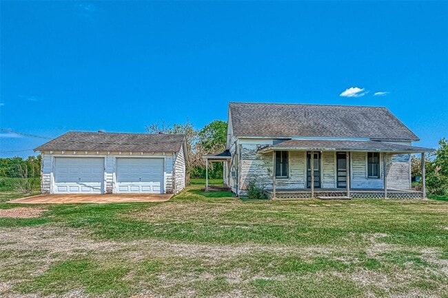 Primary Photo - 6143 Kamas Ln