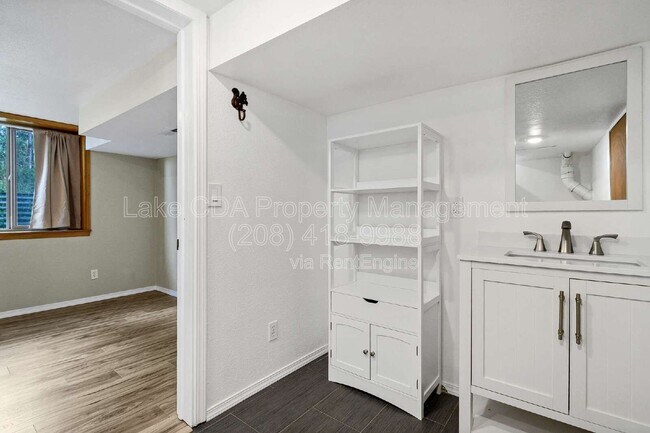 Building Photo - 506 15th St