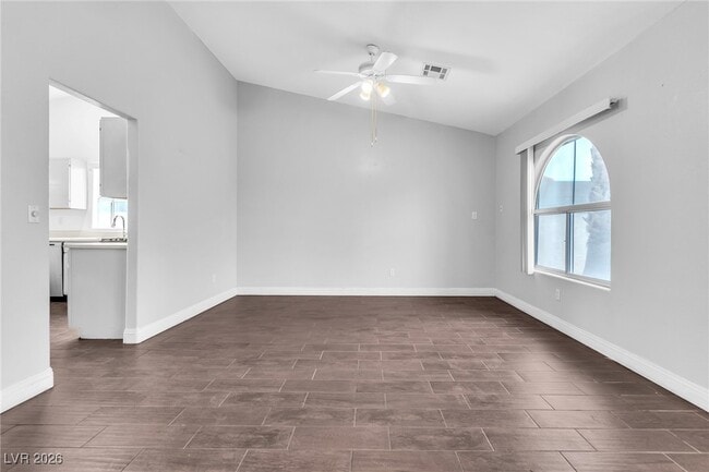 Building Photo - 3975 Duneville St