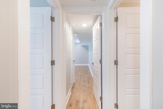 Building Photo - 2304 N 9th St