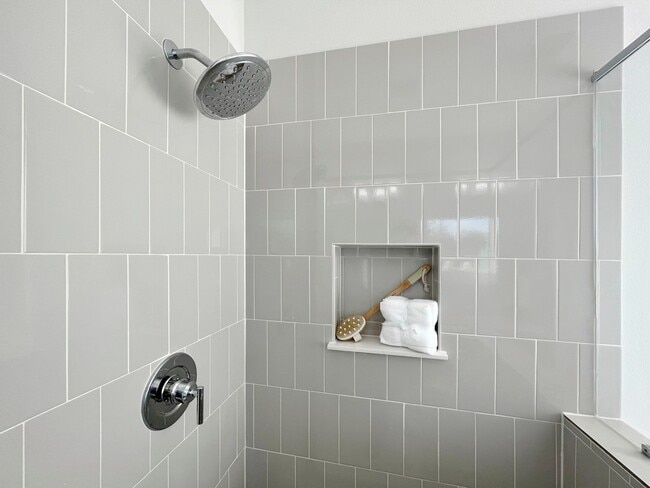 Building Photo - 8316 Curry Rd