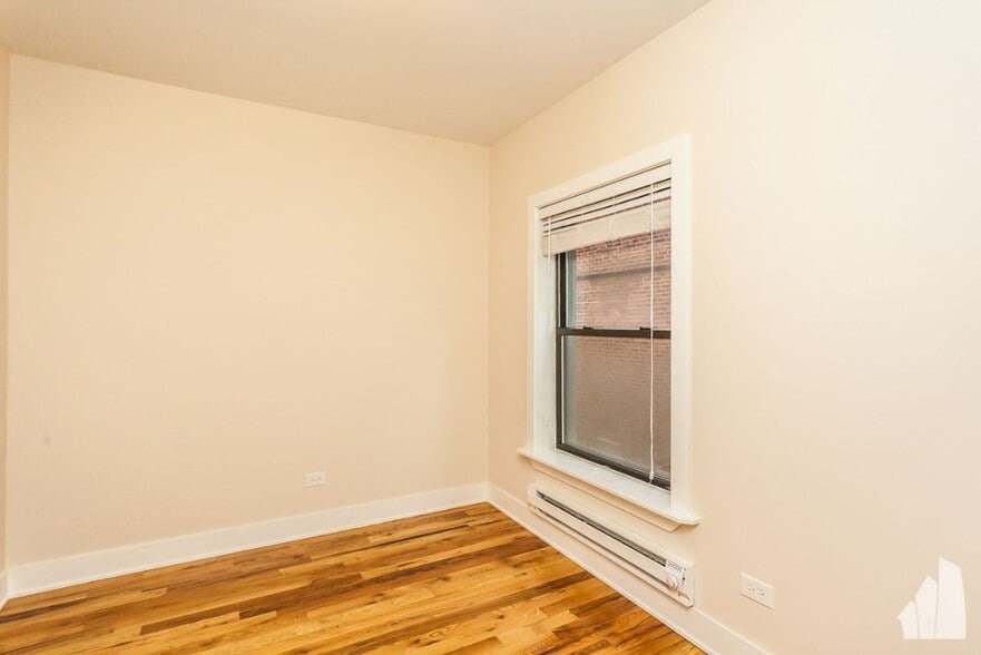 Building Photo - 1025 Dempster St