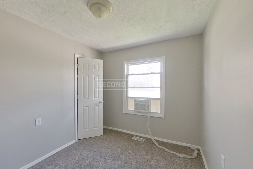 Building Photo - 3636 N Whittier Pl