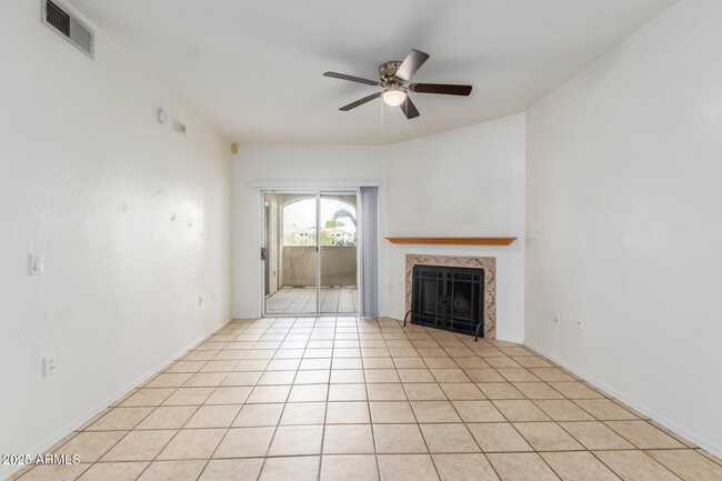 Building Photo - 10401 N 52nd St