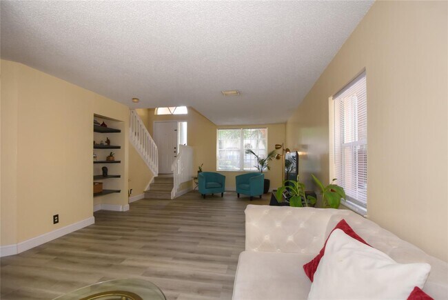 Building Photo - 10691 NW 12th Dr