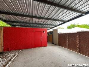 Building Photo - 7726 Glen Meadows Dr