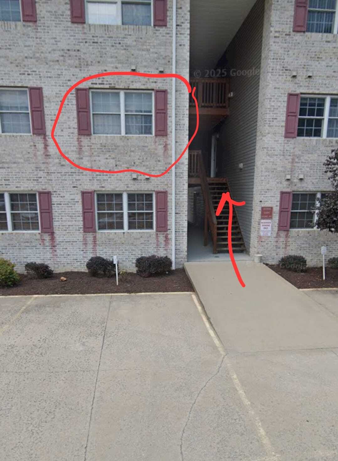 Building Photo - 421 Creekside Dr