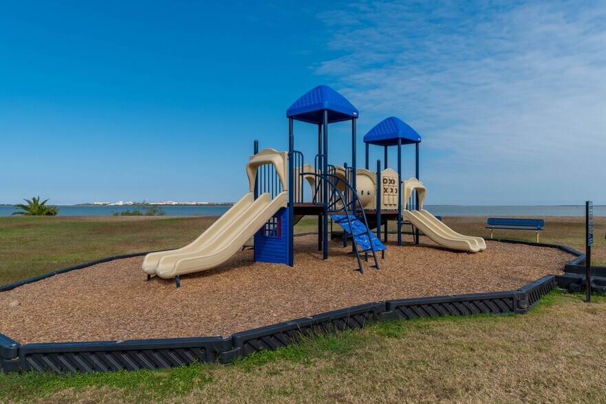 Baypoint Apartments 1802 Ennis Joslin Rd Corpus Christi TX 78412 Apartment Finder