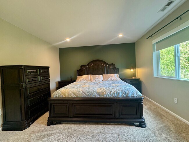 Building Photo - Refined Living in Lake Stevens | 3 Bedroom...