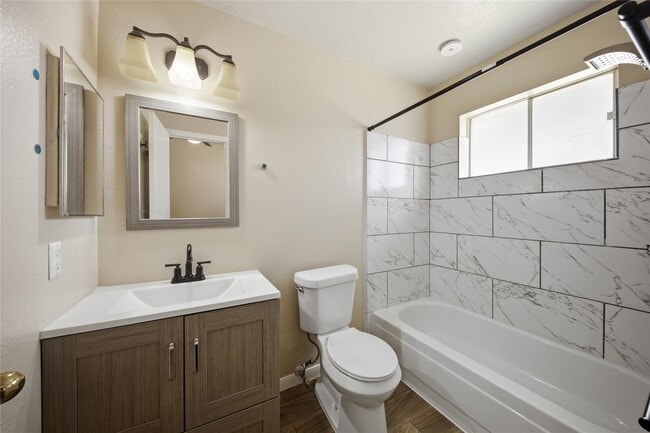 Building Photo - 12642 Autumn Mill Dr