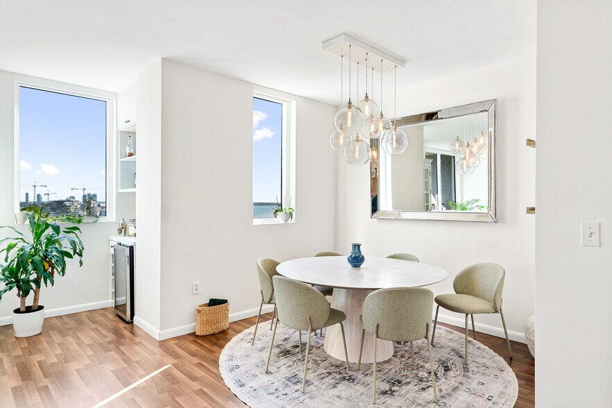 Building Photo - 244 Biscayne Blvd