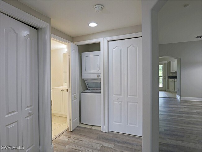 Building Photo - 4172 Castilla Circle