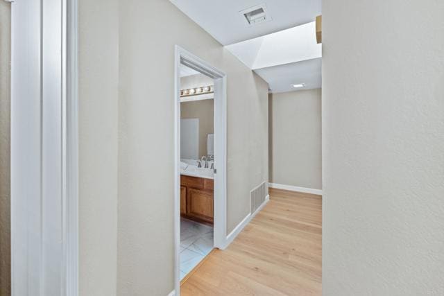 Building Photo - 1680 Hill Top Ln