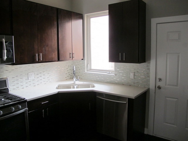 Building Photo - 1516 N Bosworth Ave