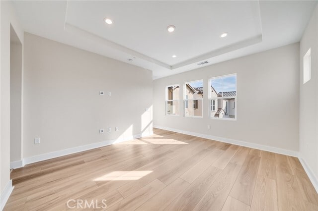 Building Photo - 716 Olivier Dr