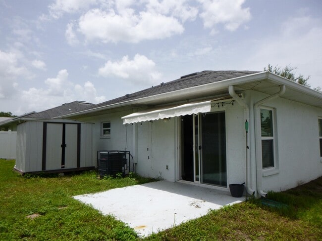 Building Photo - 36826 Annika Way