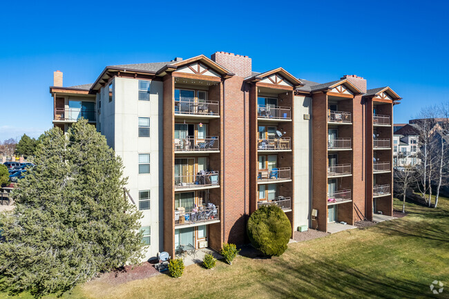 Building Photo - 2397 S Xanadu Way