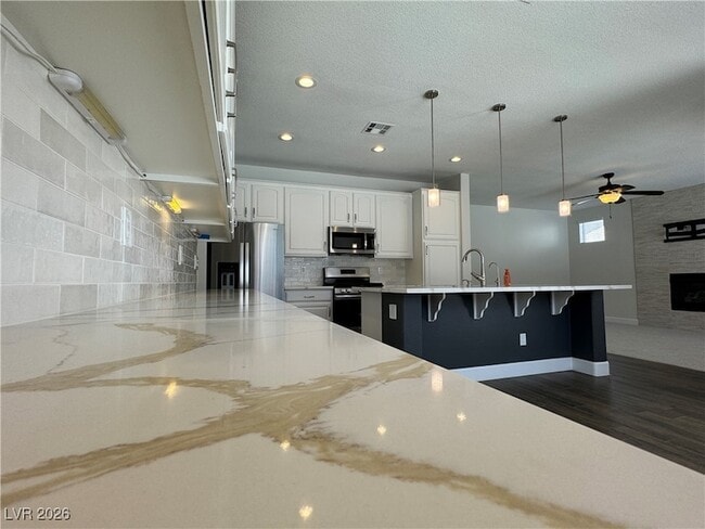 Building Photo - 2385 Quintet Ave