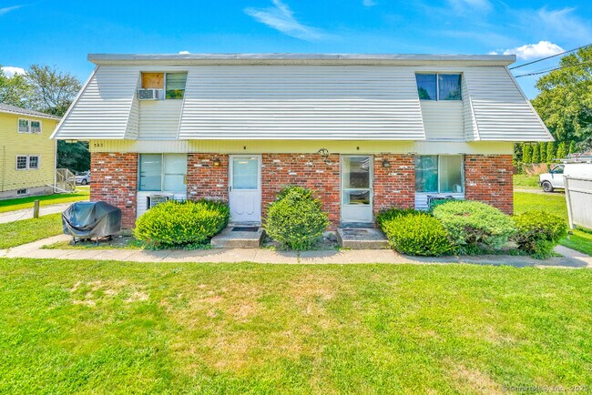 Building Photo - 387 Bucks Hl Rd