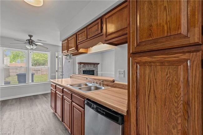 Building Photo - 4712 Ashbury Ln