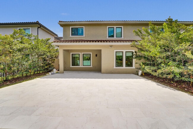Building Photo - 5939 Brookfield Cir W