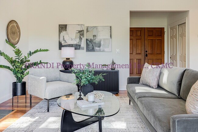 Building Photo - Woodacre Retreat Like Home with Views and ...