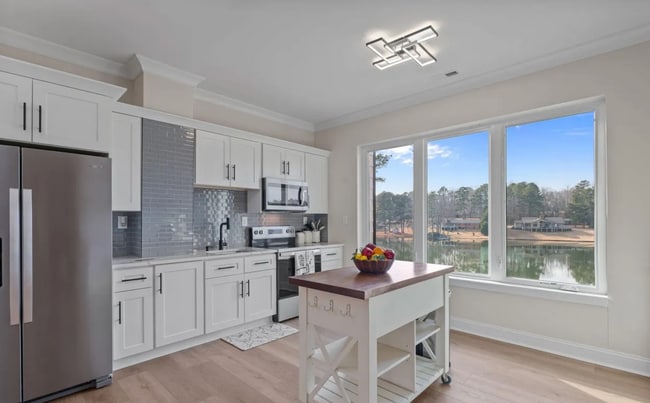 Building Photo - New Listing!!!