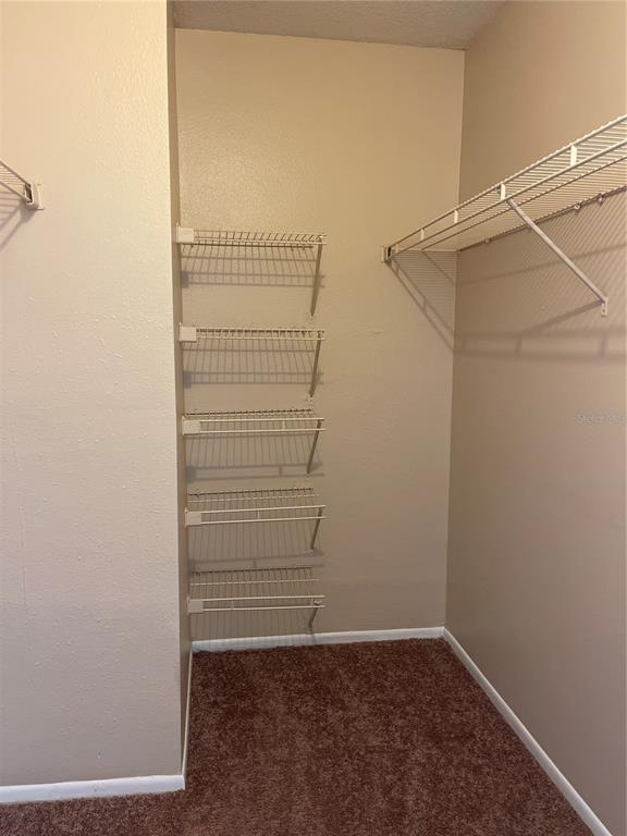 Building Photo - 10821 Kenbrook Dr