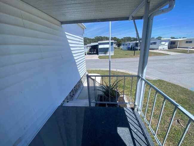 Building Photo - Holiday Park *short or long term rental av...