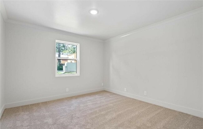 Building Photo - 3655 Old Shell Rd