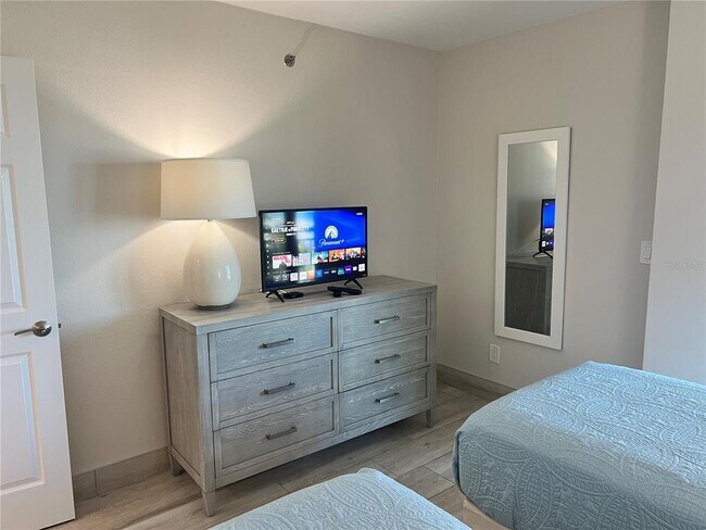 Building Photo - 1001 Point of Rocks Rd