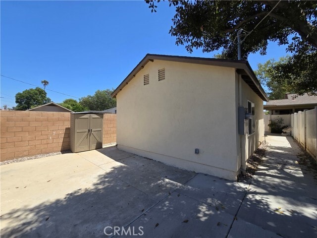 Building Photo - 4653 Emerson St