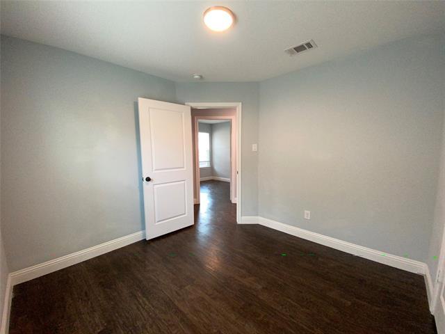 Building Photo - 120 Arrowhead St