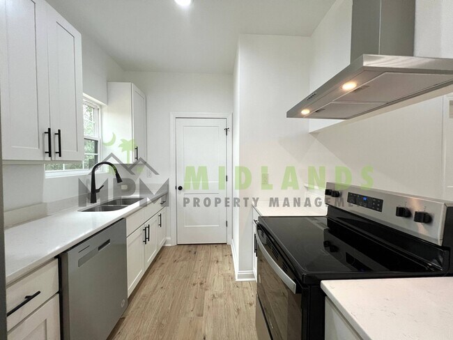 Building Photo - 1510 Noble Ave