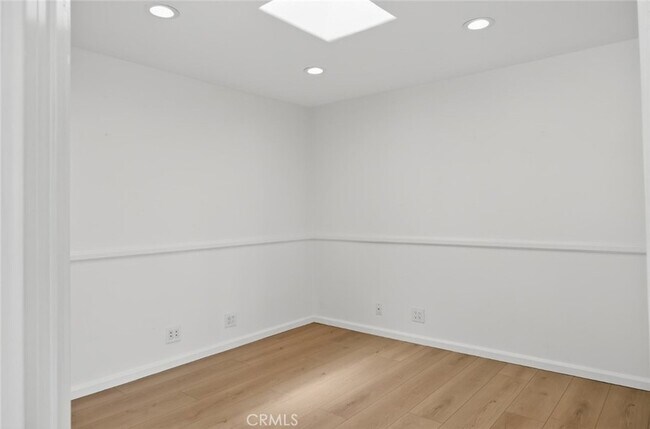 Building Photo - 978 Sandcastle Dr