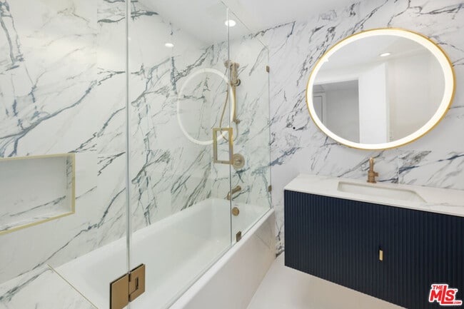 Building Photo - 1190 Bienveneda Ave