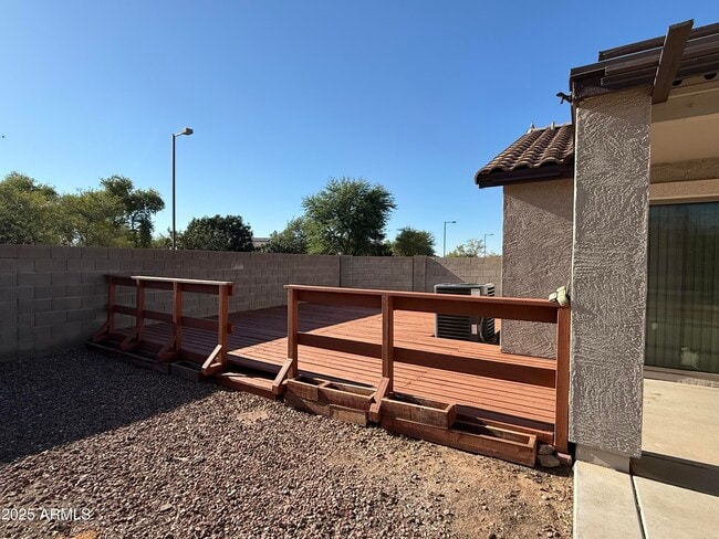 Building Photo - 25740 W Nancy Ln