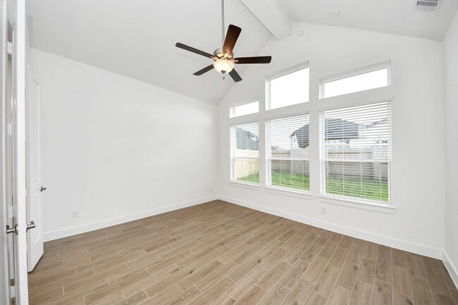 Building Photo - 25026 Midnight Willow Dr