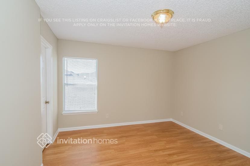 Building Photo - 1656 Hawkins Cove Dr E