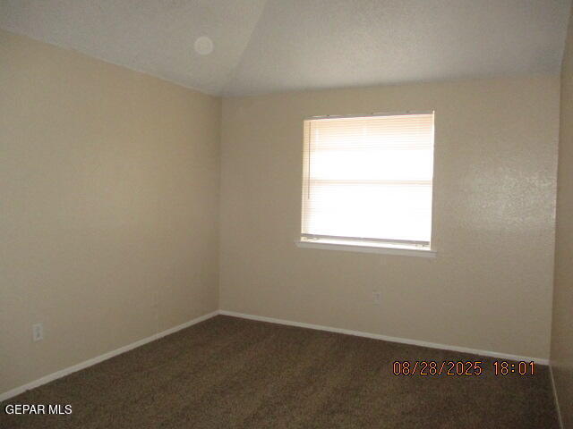 Building Photo - 946 Montera Rd