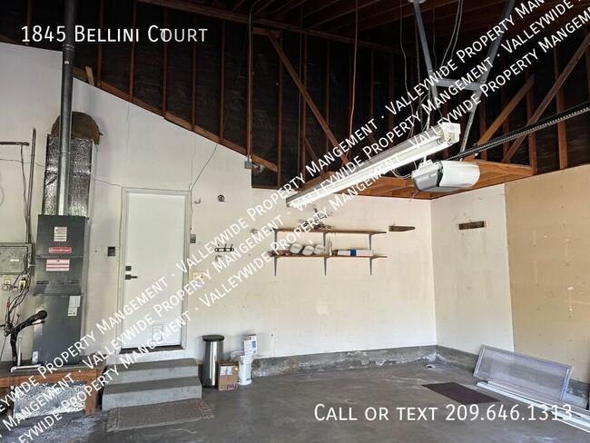 Building Photo - 1845 Bellini Ct