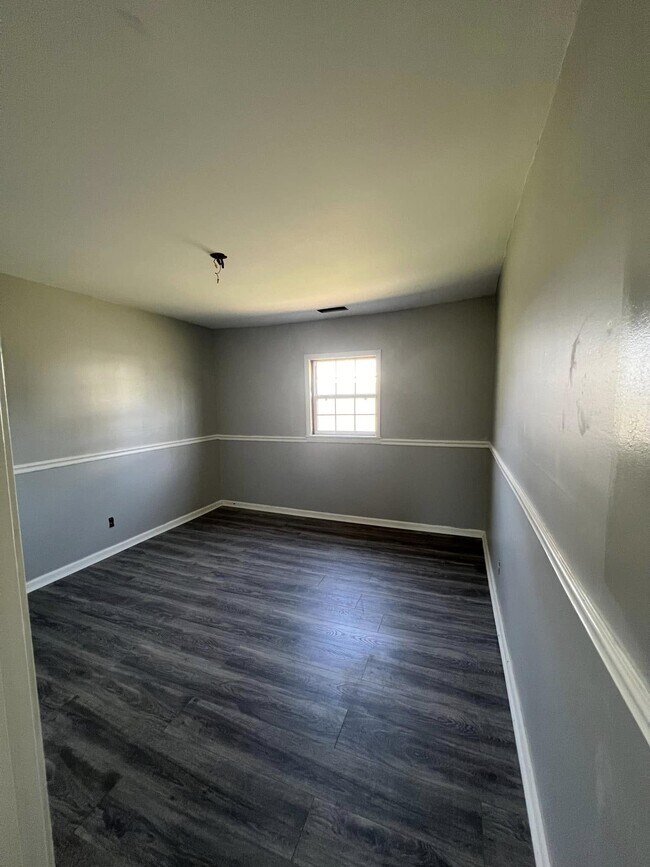 Building Photo - 59 Beaver Rd