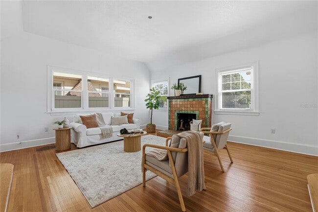 Building Photo - 918 45th St N