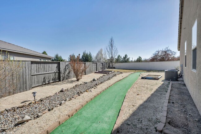 Building Photo - 6328 Windy Meadow Dr