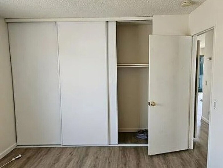 Building Photo - 8778 Lomita Dr