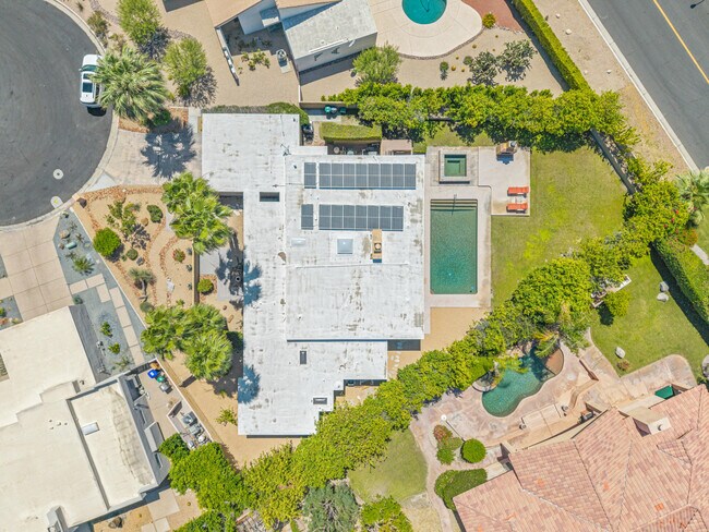 Building Photo - 70520 Gardenia Ct